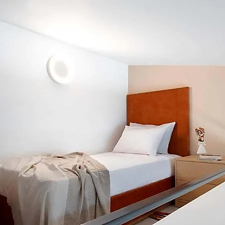 Chronos Hotel
